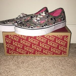 Disney theme vans